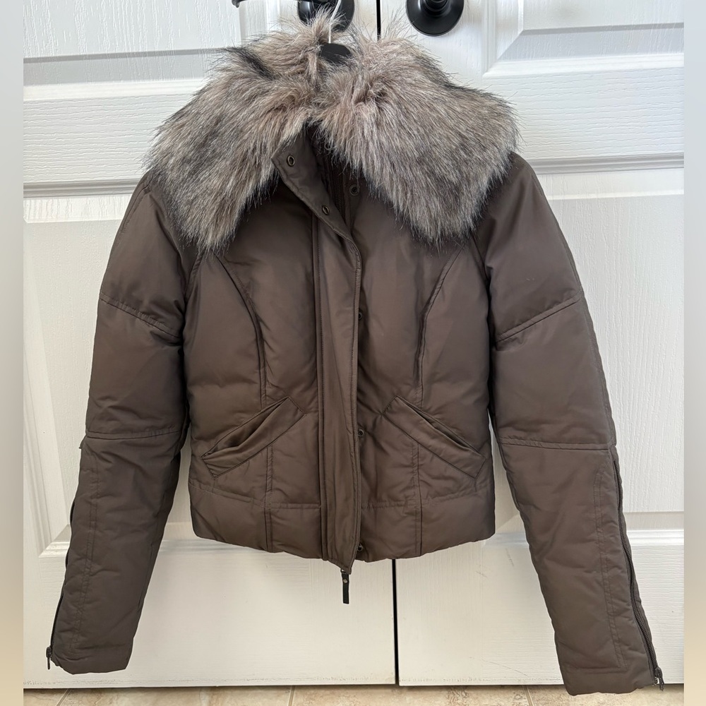 Benetton Down Puffer Jacket Fur Trim Hood Taupe Cropped XS Winter Coat
